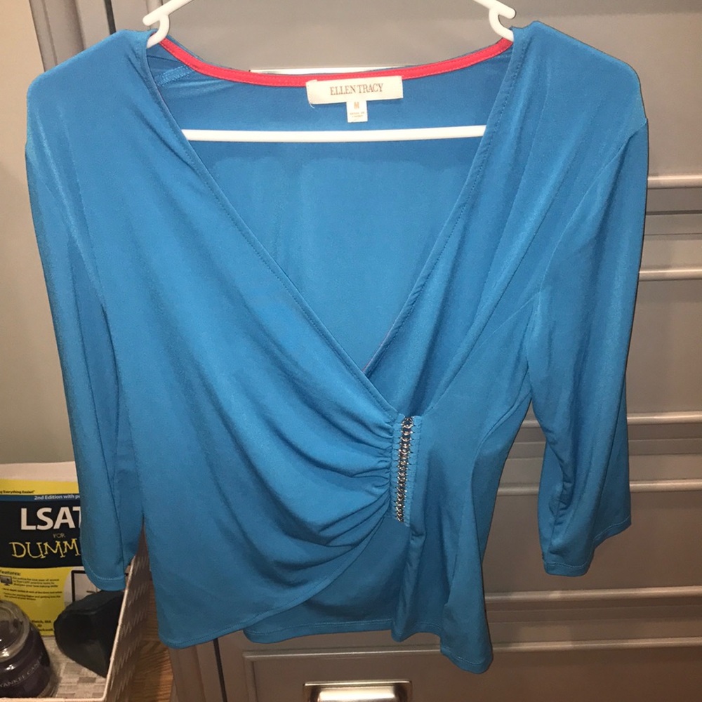 Ellen Tracy top size M perfect condition!